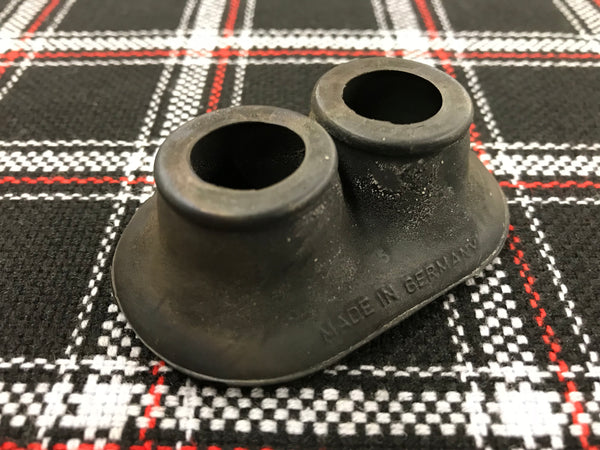 Pre Heat Hose Grommet Fits VW Bug 1961-1967 | 111-571 – – Performance Automotive